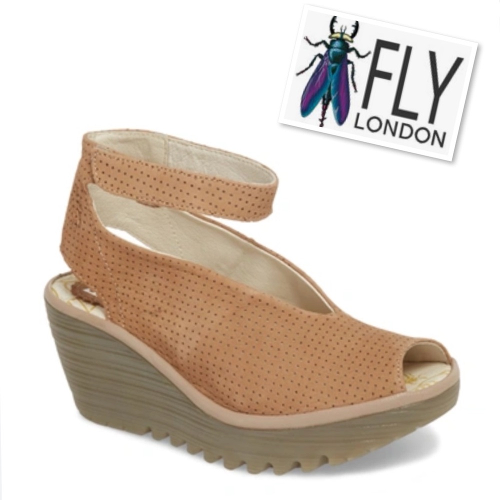 'FLY LONDON Yala' Perforated Leather Sandal Size 39 (US 8 - 8.5) - Picture 2 of 13
